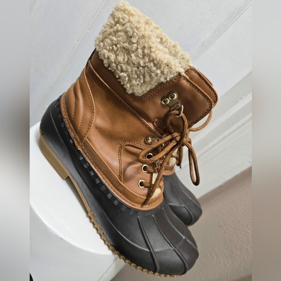 Tommy Hilfiger Rainah Ankle Lace Up Duck Boots Black Brown Women's Size 10M 🌴✌️ - Picture 3 of 9